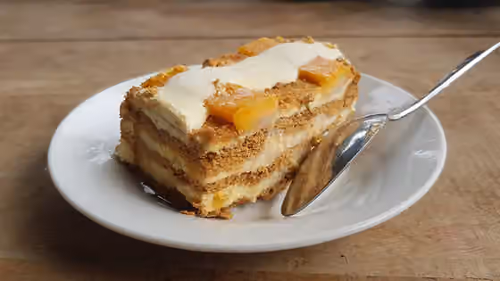 Mango float — Mango float (Crema de Mangga) - Philippines.