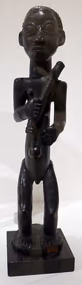 Lungu people — Art of Africa in the Musée d'Art Moderne de la Ville de Paris