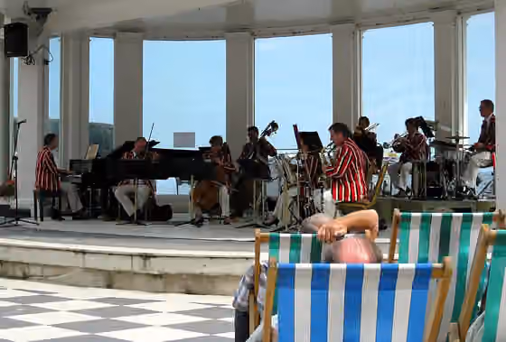 Light music — The Scarborough Spa Orchestra, the only surviving professional seaside orchestra in Britain, give a midday concert of light music in August 2009.