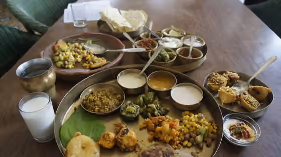 Gujarati cuisine — Gujrati Thali