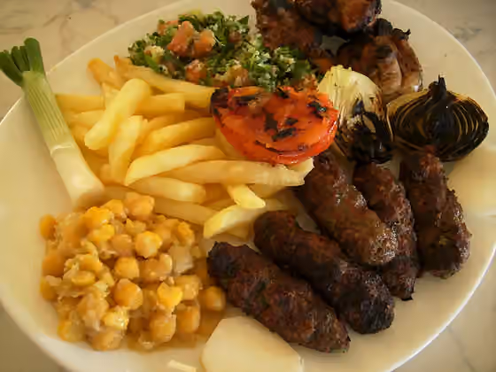 Masakan Lebanon — An array of grilled Lebanese cuisine.