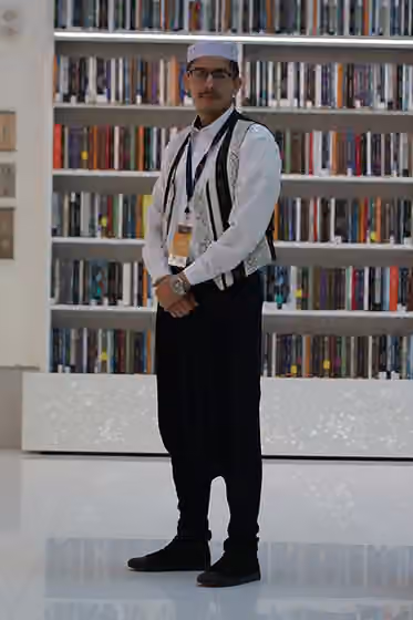 Mozabite people — Men from the Mzab tribe also sport a white turban and sash with a waist-knot.