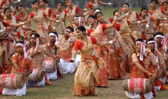 Bihu dance — This photo represent Assam's Bihu Dance.