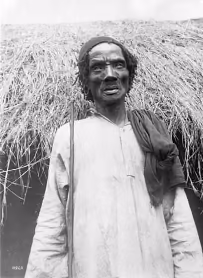 Shambaa people — For documentary purposes the German Federal Archive often retained the original image captions , which may be erroneous, biased, obsolete or politically extreme .