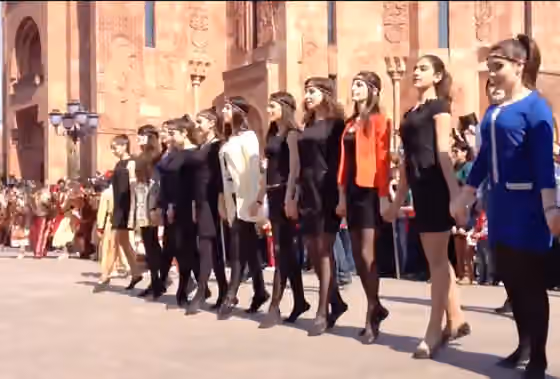 Kochari — Kochari dance - Yerevan